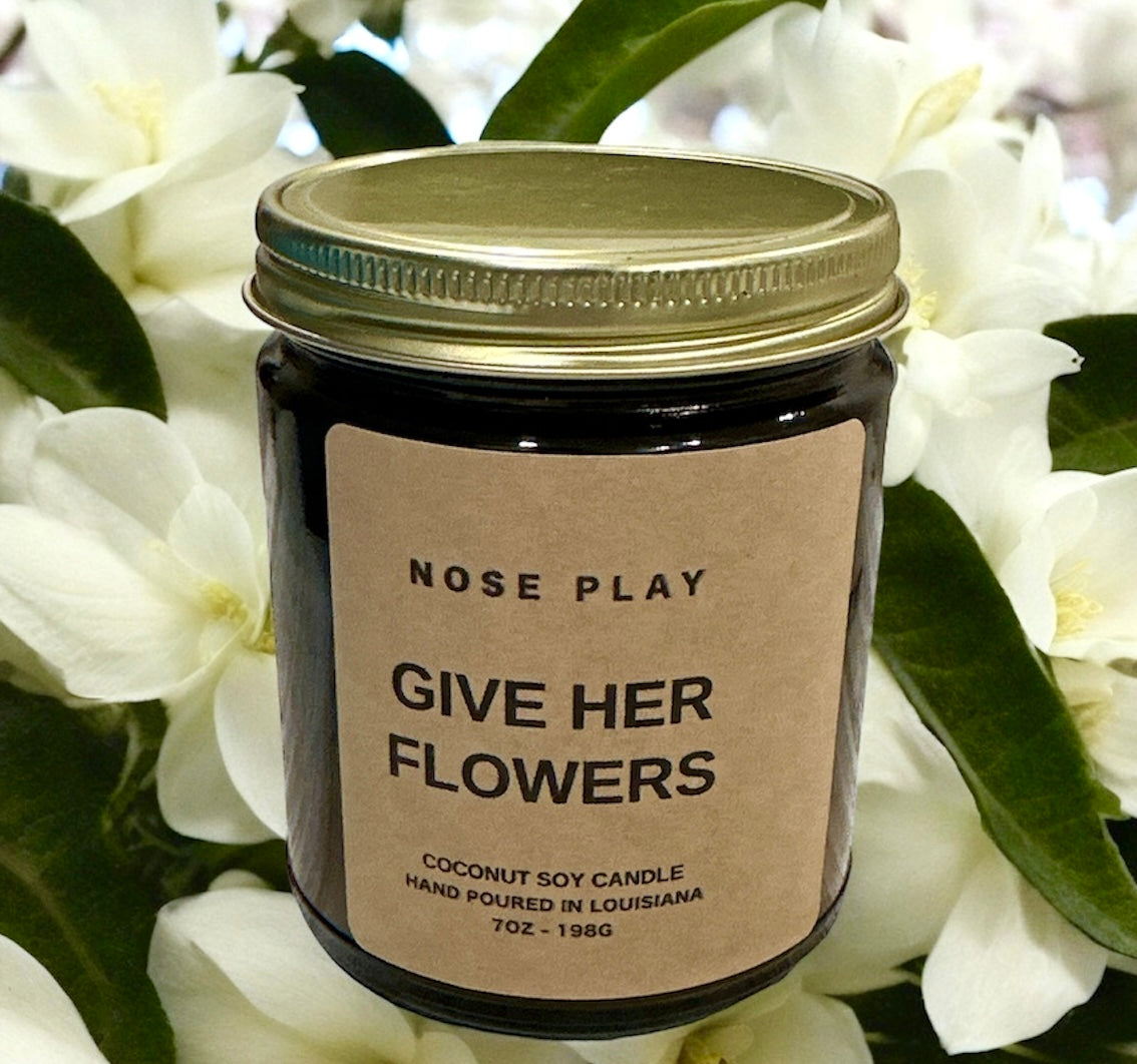 GIVE HER FLOWERS | CANDLE